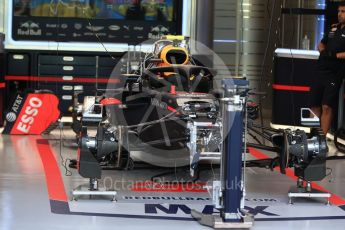 World © Octane Photographic Ltd. Formula 1 – Singapore GP - Thursday Pit Lane. Aston Martin Red Bull Racing TAG Heuer RB14. Marina Bay Street Circuit, Singapore. Thursday 13th September 2018.