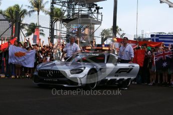 World © Octane Photographic Ltd. Formula 1 – Singapore GP - Thursday Pit Lane. Formula 1 in Schools group photo. Marina Bay Street Circuit, Singapore. Thursday 13th September 2018.