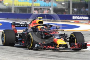 World © Octane Photographic Ltd. Formula 1 – Singapore GP - Practice 1. Aston Martin Red Bull Racing TAG Heuer RB14 – Max Verstappen. Marina Bay Street Circuit, Singapore. Friday 14th September 2018.