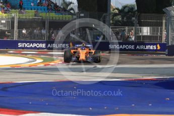 World © Octane Photographic Ltd. Formula 1 – Singapore GP - Practice 1. McLaren MCL33 – Fernando Alonso. Marina Bay Street Circuit, Singapore. Friday 14th September 2018.