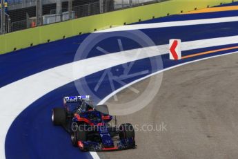 World © Octane Photographic Ltd. Formula 1 – Singapore GP - Practice 1. Scuderia Toro Rosso STR13 – Brendon Hartley. Marina Bay Street Circuit, Singapore. Friday 14th September 2018.