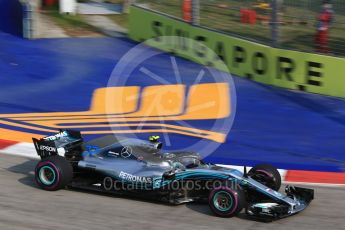 World © Octane Photographic Ltd. Formula 1 – Singapore GP - Practice 1. Mercedes AMG Petronas Motorsport AMG F1 W09 EQ Power+ - Valtteri Bottas. Marina Bay Street Circuit, Singapore. Friday 14th September 2018.