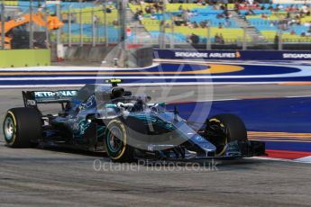 World © Octane Photographic Ltd. Formula 1 – Singapore GP - Practice 1. Mercedes AMG Petronas Motorsport AMG F1 W09 EQ Power+ - Valtteri Bottas. Marina Bay Street Circuit, Singapore. Friday 14th September 2018.