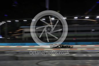 World © Octane Photographic Ltd. Formula 1 – Singapore GP - Practice 2. Renault Sport F1 Team RS18 – Nico Hulkenberg. Marina Bay Street Circuit, Singapore. Friday 14th September 2018.