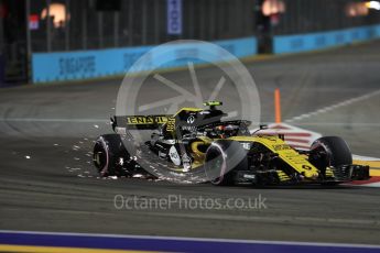 World © Octane Photographic Ltd. Formula 1 – Singapore GP - Practice 2. Renault Sport F1 Team RS18 – Carlos Sainz. Marina Bay Street Circuit, Singapore. Friday 14th September 2018.