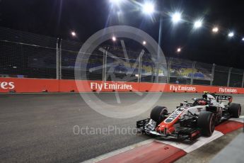 World © Octane Photographic Ltd. Formula 1 – Singapore GP - Practice 2. Haas F1 Team VF-18 – Kevin Magnussen. Marina Bay Street Circuit, Singapore. Friday 14th September 2018.