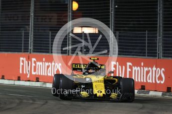 World © Octane Photographic Ltd. Formula 1 – Singapore GP - Practice 2. Renault Sport F1 Team RS18 – Carlos Sainz. Marina Bay Street Circuit, Singapore. Friday 14th September 2018.