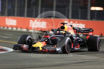 World © Octane Photographic Ltd. Formula 1 – Singapore GP - Practice 2. Aston Martin Red Bull Racing TAG Heuer RB14 – Daniel Ricciardo. Marina Bay Street Circuit, Singapore. Friday 14th September 2018.