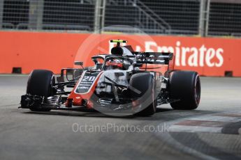 World © Octane Photographic Ltd. Formula 1 – Singapore GP - Qualifying. Haas F1 Team VF-18 – Kevin Magnussen. Marina Bay Street Circuit, Singapore. Saturday 15th September 2018.