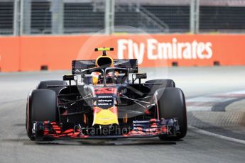 World © Octane Photographic Ltd. Formula 1 – Singapore GP - Qualifying. Aston Martin Red Bull Racing TAG Heuer RB14 – Max Verstappen. Marina Bay Street Circuit, Singapore. Saturday 15th September 2018.