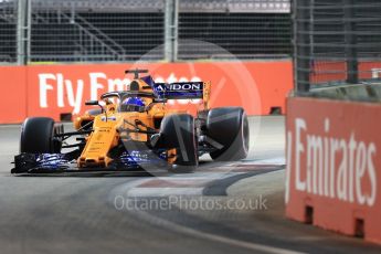 World © Octane Photographic Ltd. Formula 1 – Singapore GP - Qualifying. McLaren MCL33 – Fernando Alonso. Marina Bay Street Circuit, Singapore. Saturday 15th September 2018.