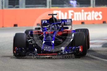 World © Octane Photographic Ltd. Formula 1 – Singapore GP - Qualifying. Scuderia Toro Rosso STR13 – Brendon Hartley. Marina Bay Street Circuit, Singapore. Saturday 15th September 2018.