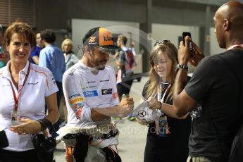 World © Octane Photographic Ltd. Formula 1 – Singapore GP - Qualifying. McLaren MCL33 – Fernando Alonso. Marina Bay Street Circuit, Singapore. Saturday 15th September 2018.