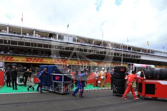 World © Octane Photographic Ltd. Formula 1 – Spanish GP - Grid. Scuderia Toro Rosso STR13 grid crew. Circuit de Barcelona-Catalunya, Spain. Sunday 13th May 2018.