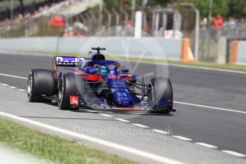 World © Octane Photographic Ltd. Formula 1 – Spanish GP - Practice 2. Scuderia Toro Rosso STR13 – Brendon Hartley. Circuit de Barcelona-Catalunya, Spain. Friday 11th May 2018.