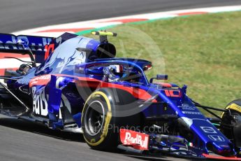 World © Octane Photographic Ltd. Formula 1 – Spanish GP - Friday - Practice 2. Scuderia Toro Rosso STR13 – Pierre Gasly. Circuit de Barcelona-Catalunya, Spain. Friday 11th May 2018.