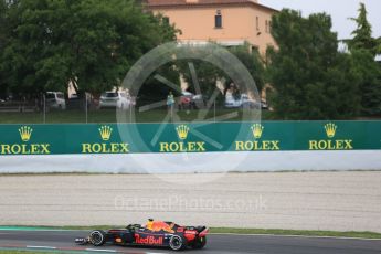 World © Octane Photographic Ltd. Formula 1 – Spanish GP - Saturday Practice 3. Aston Martin Red Bull Racing TAG Heuer RB14 – Daniel Ricciardo. Circuit de Barcelona-Catalunya, Spain. Saturday 12th May 2018.