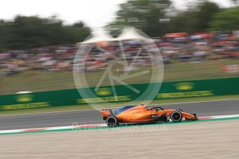 World © Octane Photographic Ltd. Formula 1 – Spanish GP - Saturday Qualifying. McLaren MCL33 – Stoffel Vandoorne. Circuit de Barcelona-Catalunya, Spain. Saturday 12th May 2018.