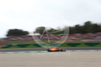 World © Octane Photographic Ltd. Formula 1 – Spanish GP - Saturday Qualifying. McLaren MCL33 – Stoffel Vandoorne. Circuit de Barcelona-Catalunya, Spain. Saturday 12th May 2018.
