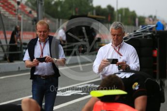 World © Octane Photographic Ltd. GP3 – Spanish GP – Race 1. MP Motorsport - Will Palmer with Jonathan Palmer and Derek Warwick. Circuit de Barcelona-Catalunya, Spain. Saturday 12th May 2018.