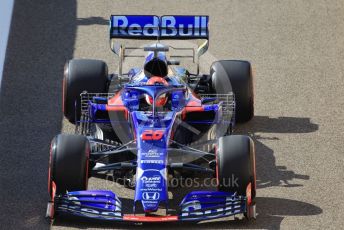 World © Octane Photographic Ltd. Formula 1 – Abu Dhabi GP - Practice 1. Scuderia Toro Rosso STR14 – Daniil Kvyat. Yas Marina Circuit, Abu Dhabi, UAE. Friday 29th November 2019.