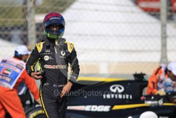 World © Octane Photographic Ltd. Formula 1 – Abu Dhabi GP - Practice 1. Renault Sport F1 Team RS19 – Daniel Ricciardo. Yas Marina Circuit, Abu Dhabi, UAE. Friday 29th November 2019.