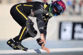 World © Octane Photographic Ltd. Formula 1 – Abu Dhabi GP - Practice 1. Renault Sport F1 Team RS19 – Daniel Ricciardo. Yas Marina Circuit, Abu Dhabi, UAE. Friday 29th November 2019.