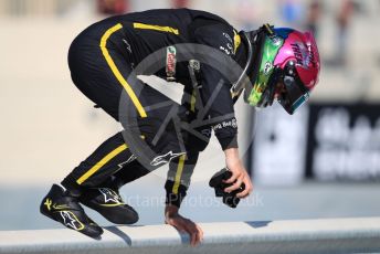 World © Octane Photographic Ltd. Formula 1 – Abu Dhabi GP - Practice 1. Renault Sport F1 Team RS19 – Daniel Ricciardo. Yas Marina Circuit, Abu Dhabi, UAE. Friday 29th November 2019.