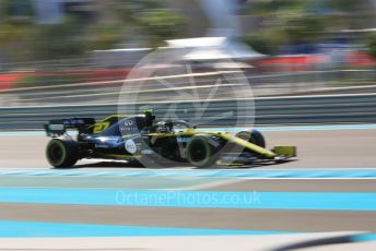 World © Octane Photographic Ltd. Formula 1 – Abu Dhabi GP - Practice 1. Renault Sport F1 Team RS19 – Nico Hulkenberg. Yas Marina Circuit, Abu Dhabi, UAE. Friday 29th November 2019.