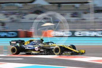 World © Octane Photographic Ltd. Formula 1 – Abu Dhabi GP - Practice 1. Renault Sport F1 Team RS19 – Nico Hulkenberg. Yas Marina Circuit, Abu Dhabi, UAE. Friday 29th November 2019.