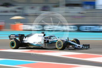 World © Octane Photographic Ltd. Formula 1 – Abu Dhabi GP - Practice 1. Mercedes AMG Petronas Motorsport AMG F1 W10 EQ Power+ - Lewis Hamilton. Yas Marina Circuit, Abu Dhabi, UAE. Friday 29th November 2019.