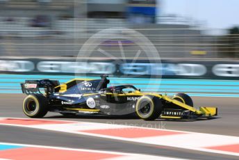 World © Octane Photographic Ltd. Formula 1 – Abu Dhabi GP - Practice 1. Renault Sport F1 Team RS19 – Daniel Ricciardo. Yas Marina Circuit, Abu Dhabi, UAE. Friday 29th November 2019.