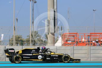 World © Octane Photographic Ltd. Formula 1 – Abu Dhabi GP - Practice 1. Renault Sport F1 Team RS19 – Daniel Ricciardo. Yas Marina Circuit, Abu Dhabi, UAE. Friday 29th November 2019.