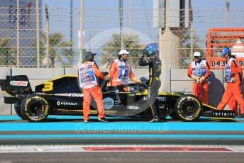 World © Octane Photographic Ltd. Formula 1 – Abu Dhabi GP - Practice 1. Renault Sport F1 Team RS19 – Daniel Ricciardo. Yas Marina Circuit, Abu Dhabi, UAE. Friday 29th November 2019.