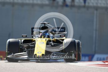 World © Octane Photographic Ltd. Formula 1 – Abu Dhabi GP - Practice 1. Renault Sport F1 Team RS19 – Daniel Ricciardo. Yas Marina Circuit, Abu Dhabi, UAE. Friday 29th November 2019.