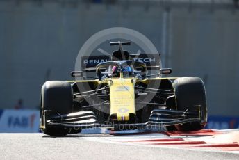 World © Octane Photographic Ltd. Formula 1 – Abu Dhabi GP - Practice 1. Renault Sport F1 Team RS19 – Daniel Ricciardo. Yas Marina Circuit, Abu Dhabi, UAE. Friday 29th November 2019.