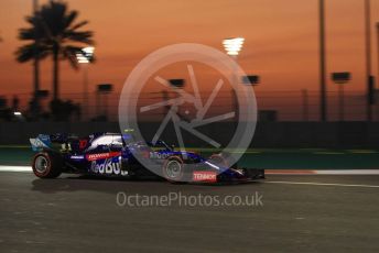 World © Octane Photographic Ltd. Formula 1 – Abu Dhabi GP - Practice 2. Scuderia Toro Rosso STR14 – Pierre Gasly. Yas Marina Circuit, Abu Dhabi, UAE. Friday 29th November 2019.