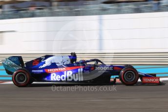 World © Octane Photographic Ltd. Formula 1 – Abu Dhabi GP - Practice 3. Scuderia Toro Rosso STR14 – Daniil Kvyat. Yas Marina Circuit, Abu Dhabi, UAE. Saturday 30th November 2019.