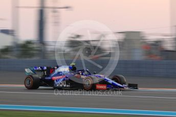 World © Octane Photographic Ltd. Formula 1 – Abu Dhabi GP - Qualifying. Scuderia Toro Rosso STR14 – Pierre Gasly. Yas Marina Circuit, Abu Dhabi, UAE. Saturday 30th November 2019.