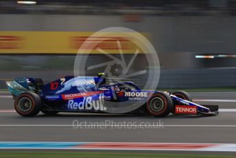 World © Octane Photographic Ltd. Formula 1 – Abu Dhabi GP - Qualifying. Scuderia Toro Rosso STR14 – Pierre Gasly. Yas Marina Circuit, Abu Dhabi, UAE. Saturday 30th November 2019.