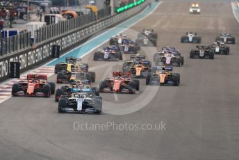 World © Octane Photographic Ltd. Formula 1 – Abu Dhabi GP - Race. Mercedes AMG Petronas Motorsport AMG F1 W10 EQ Power+ - Lewis Hamilton maintains his position as the race starts. Yas Marina Circuit, Abu Dhabi, UAE. Sunday 1st December 2019.