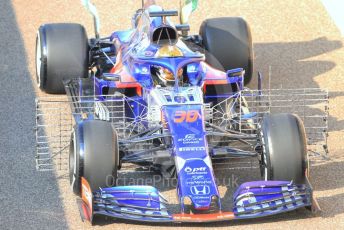 World © Octane Photographic Ltd. Formula 1 – Abu Dhabi Pirelli Tyre Test. Scuderia Toro Rosso STR14 – Sean Gelael. Yas Marina Circuit, Abu Dhabi, UAE. Tuesday 3rd December 2019.