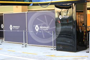 World © Octane Photographic Ltd. Formula 1 – Abu Dhabi Pirelli Tyre Test. Renault Sport F1 Team RS19 garage. Yas Marina Circuit, Abu Dhabi, UAE. Tuesday 3rd December 2019.