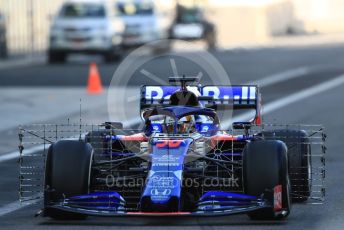 World © Octane Photographic Ltd. Formula 1 – Abu Dhabi Pirelli Tyre Test. Scuderia Toro Rosso STR14 – Sean Gelael. Yas Marina Circuit, Abu Dhabi, UAE. Tuesday 3rd December 2019.