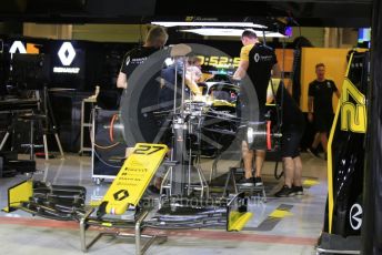 World © Octane Photographic Ltd. Formula 1 – Abu Dhabi GP - Pitlane. Renault Sport F1 Team RS19 – Nico Hulkenberg. Yas Marina Circuit, Abu Dhabi, UAE. Thursday 28th November 2019.