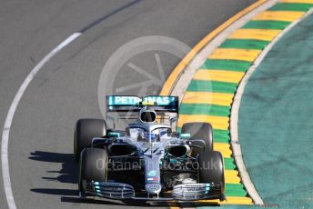 World © Octane Photographic Ltd. Formula 1 – Australian GP Practice 2. Mercedes AMG Petronas Motorsport AMG F1 W10 EQ Power+ - Valtteri Bottas. Friday 15th Melbourne, Australia. Friday 15th March 2019.