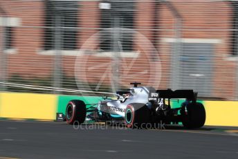 World © Octane Photographic Ltd. Formula 1 – Australian GP Practice 2. Mercedes AMG Petronas Motorsport AMG F1 W10 EQ Power+ - Lewis Hamilton. Friday 15th Melbourne, Australia. Friday 15th March 2019.