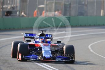 World © Octane Photographic Ltd. Formula 1 – Australian GP Qualifying. Scuderia Toro Rosso STR14 – Daniil Kvyat. Melbourne, Australia. Saturday 16th March 2019.