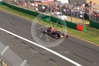 World © Octane Photographic Ltd. Formula 1 – Australian GP Race. Aston Martin Red Bull Racing RB15 – Pierre Gasly. Melbourne, Australia. Sunday 17th March 2019.