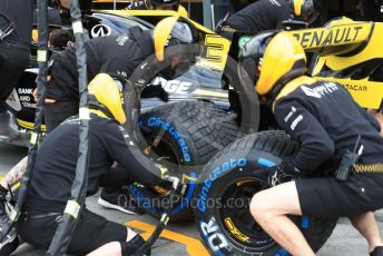 World © Octane Photographic Ltd. Formula 1 – Australian GP Pitlane. Renault Sport F1 Team RS19 – Daniel Ricciardo. Friday 15th Melbourne, Australia. Friday 15th March 2019.